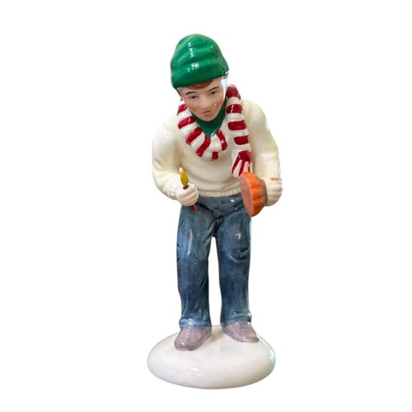 Dept 56 Halloween # 55117 Lighting the Jack O Lanterns Figurine Replacement - Picture 1 of 7